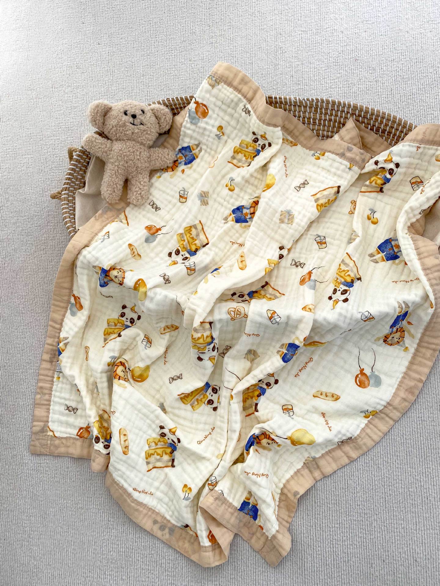 Newborn’s And Children’s Adorable Soft And Absorbent Cartoon Printed Cotton Muslin Bath Towel-6