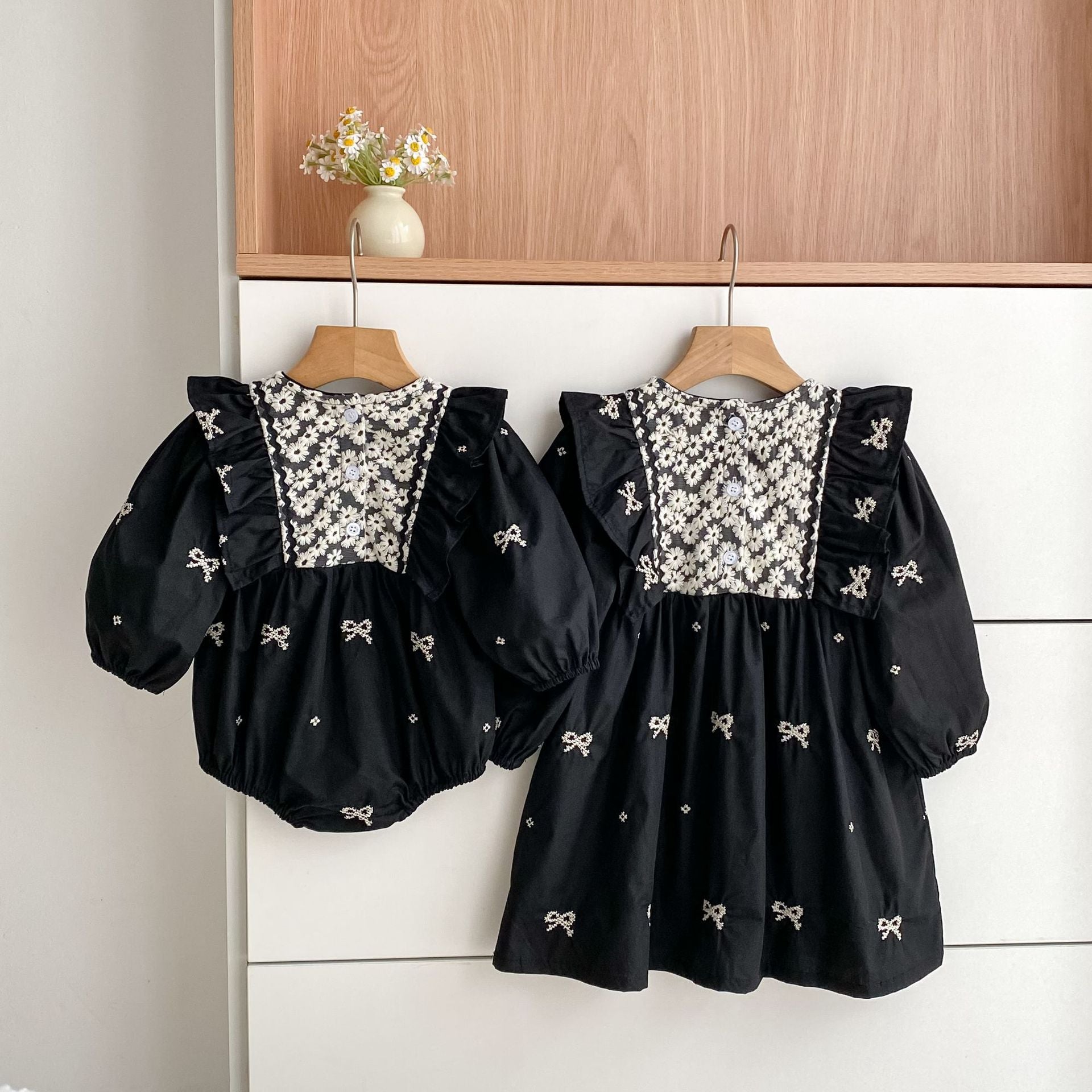 Autumn Arrival Baby Girls Color Patchwork Flowers and Butterfly-bows Pattern Long-sleeved bodysuit and Dress – Princess Sister Matching Set-3